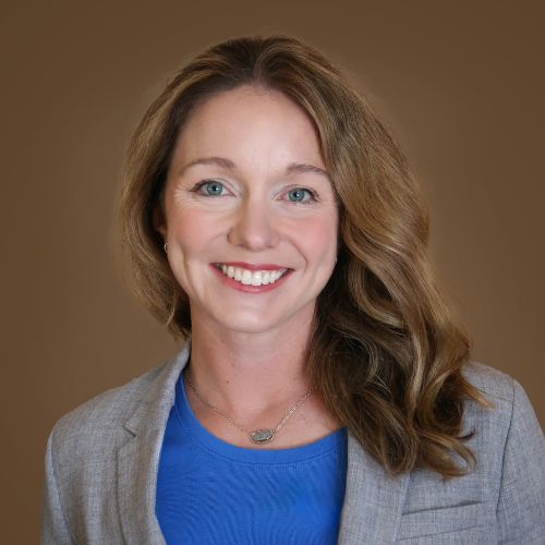 Headshot of Laura Starks.